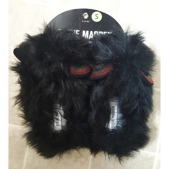 NWT - Steve Madden Black Faux Fur Rainbow Slippers - Picture 2 of 8